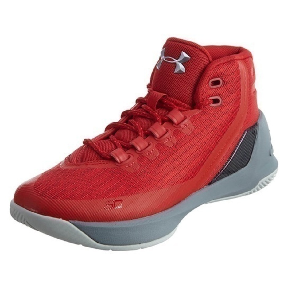UNDER ARMOUR  Curry 3 "Red Hot
Santa" sneakers size 6 youth